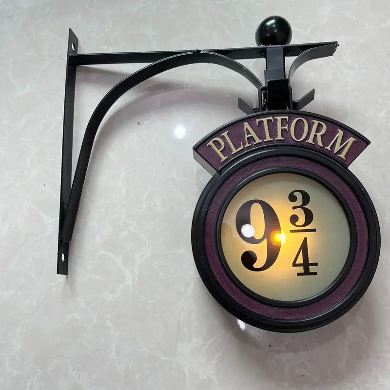 Luminária Retrô Plataforma 9¾ - Hogwarts™ Express