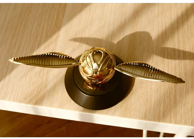 Pomo de Ouro Snitch - Acessório para Carro